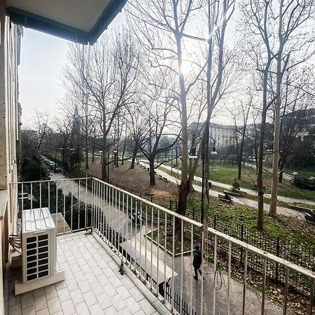 Molino Cozy Apartment With Park View In Downtown Milano Bagian luar foto