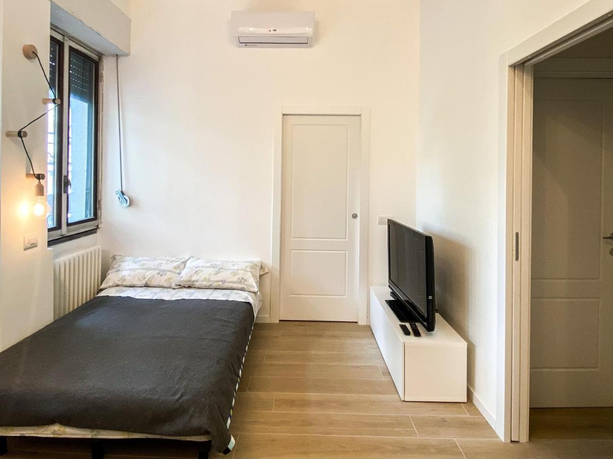 Molino Cozy Apartment With Park View In Downtown Milano Bagian luar foto